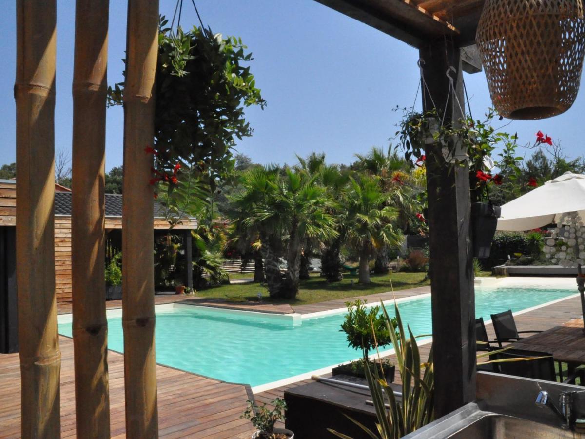วีลา - การูบิเย Hotel La Londe-les-Maures ภายนอก รูปภาพ