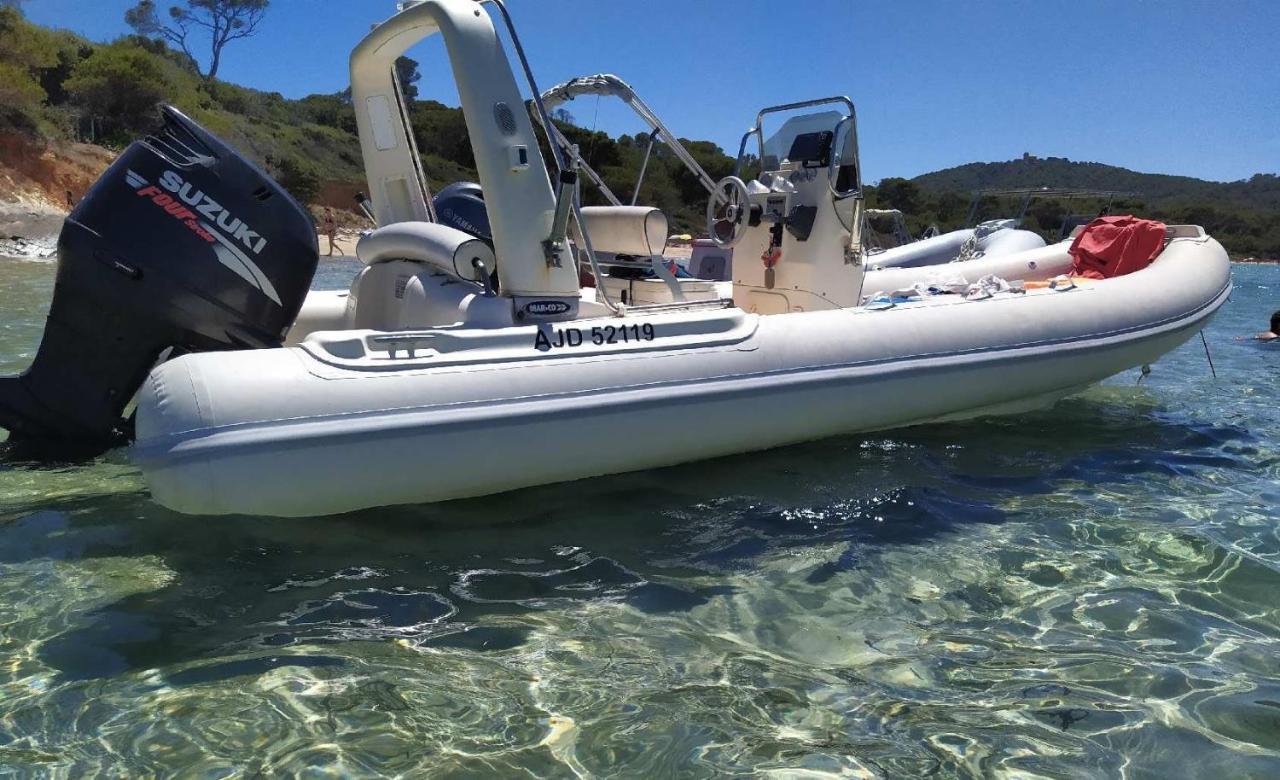 วีลา - การูบิเย Hotel La Londe-les-Maures ภายนอก รูปภาพ