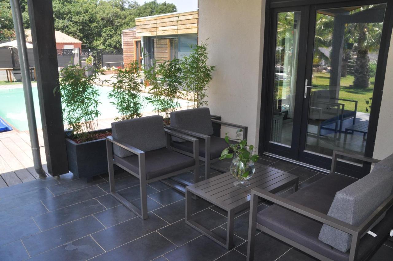 วีลา - การูบิเย Hotel La Londe-les-Maures ห้อง รูปภาพ